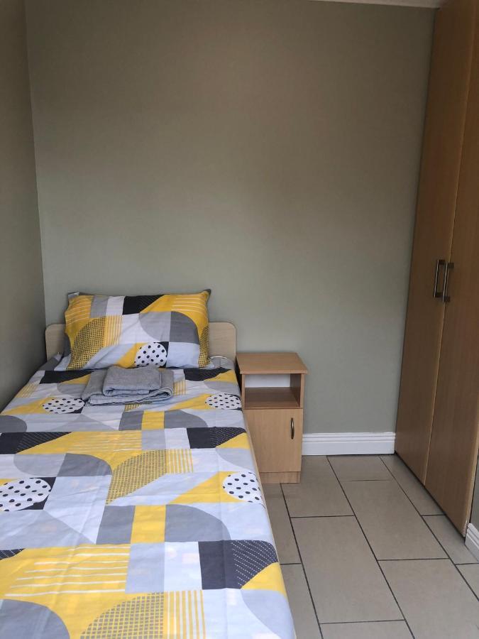 Cheerful 4 Bedroom Town House With Bbq, Galway Ngoại thất bức ảnh