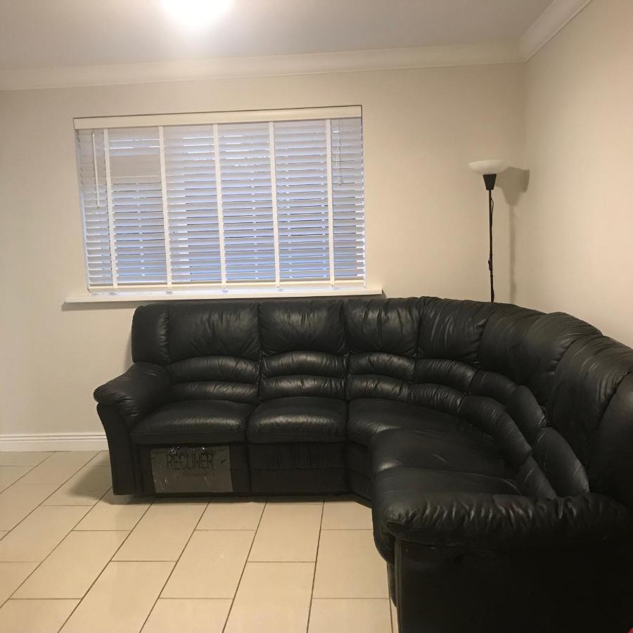 Cheerful 4 Bedroom Town House With Bbq, Galway Ngoại thất bức ảnh