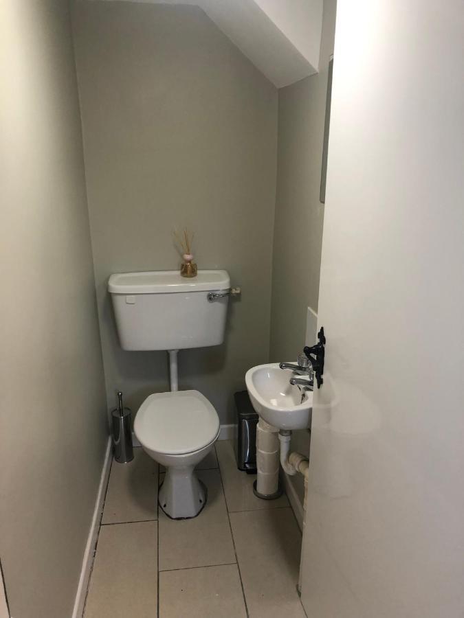 Cheerful 4 Bedroom Town House With Bbq, Galway Ngoại thất bức ảnh