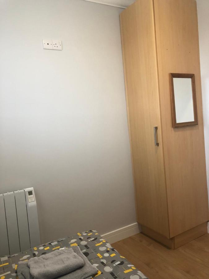 Cheerful 4 Bedroom Town House With Bbq, Galway Ngoại thất bức ảnh